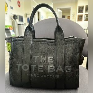 The leather mini tote bag
